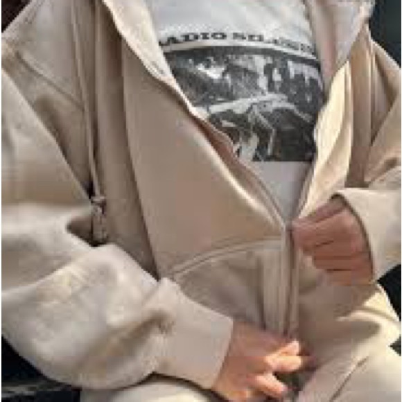 Brandy Melville Jackets & Blazers - Women's Beige Zip-Up Jacket